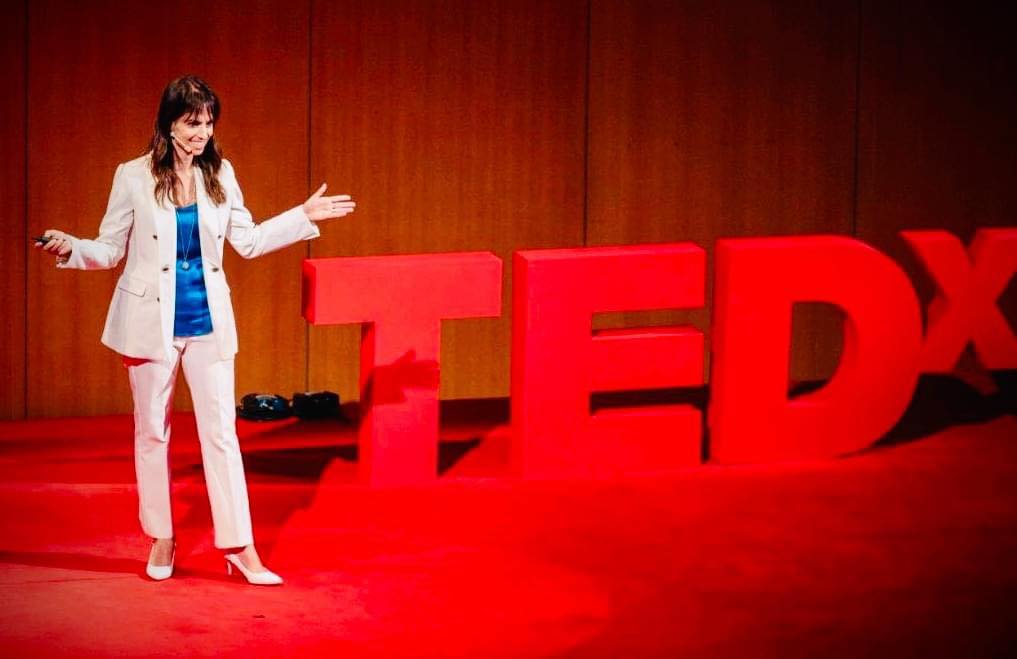 Enrica Sabatini sul palco di TEDx Genova 2022
